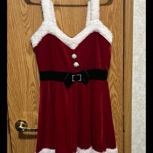 Source Unknown Red and White Holiday Chemise